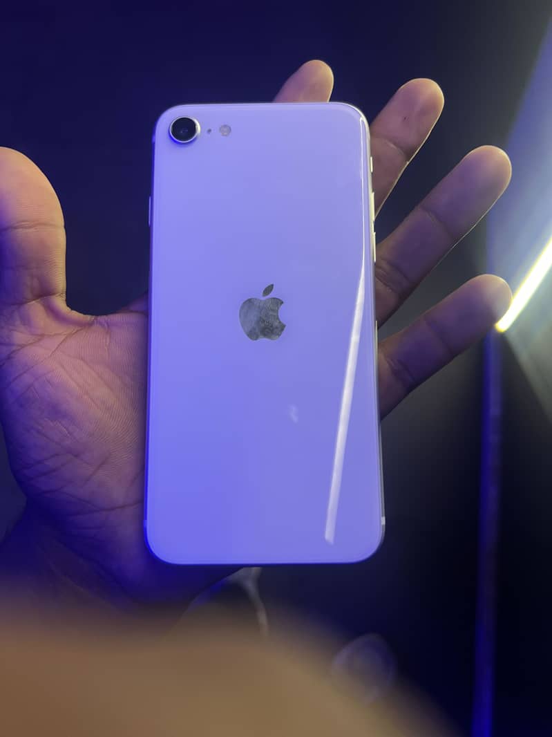 Apple iPhone SE 0