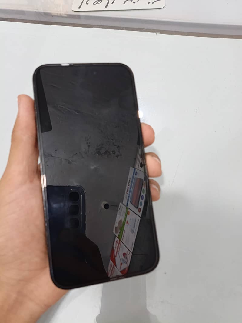 Apple iPhone 14 Pro Max 3