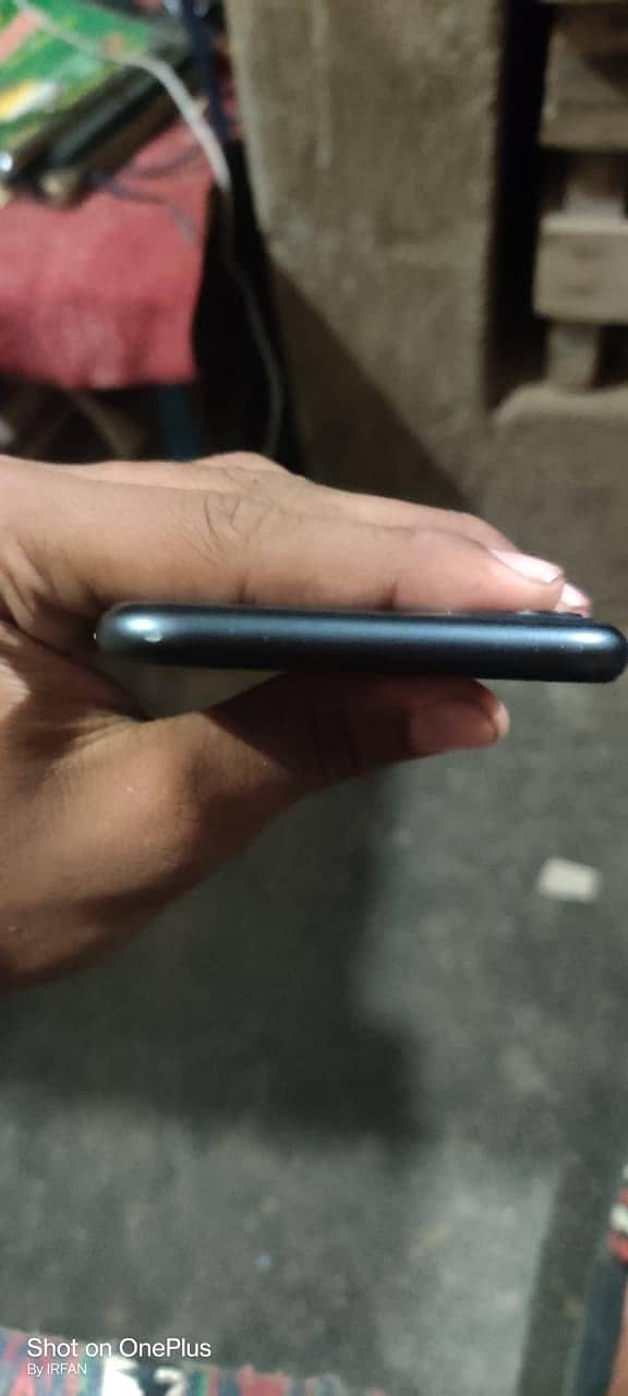 Apple iPhone 11 5