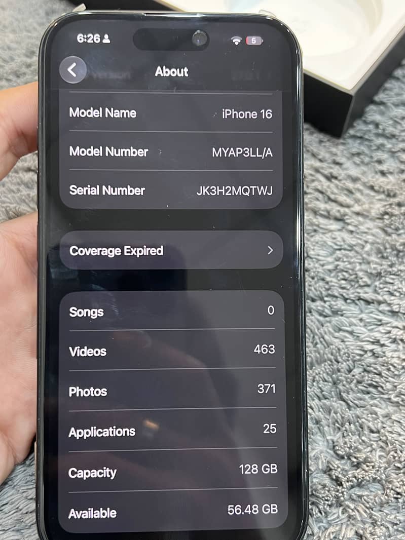 Apple iPhone 16 2