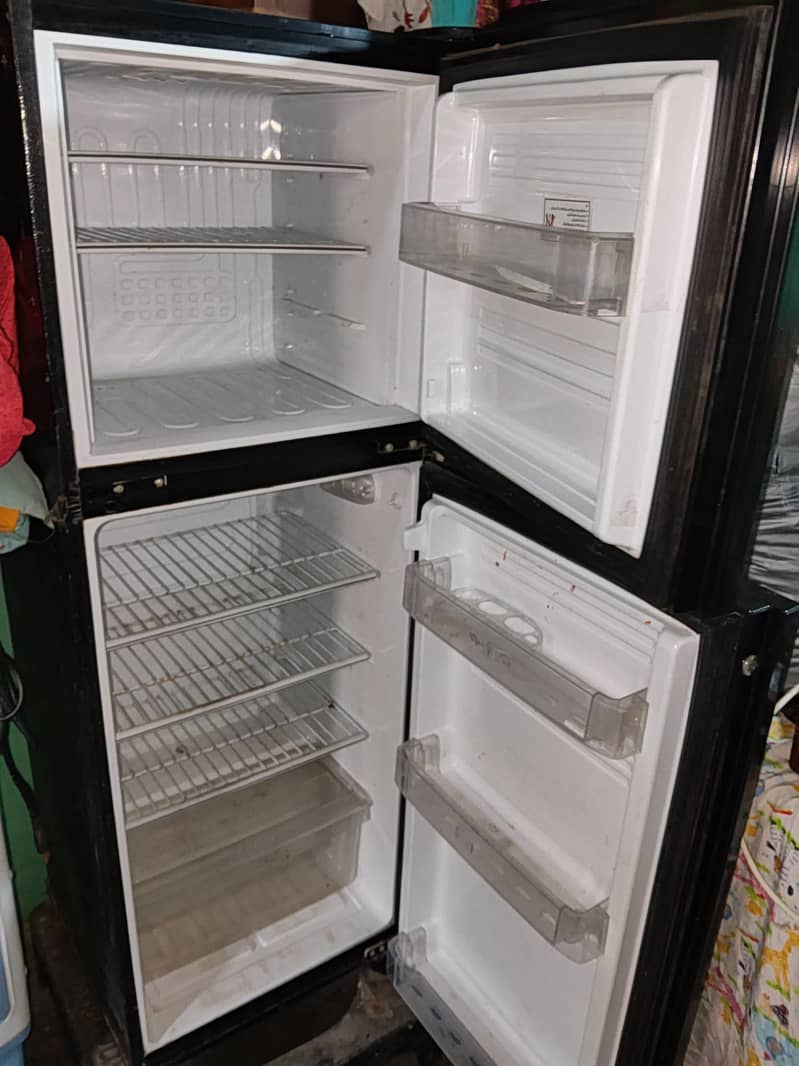 Pel Fridge 10/10condition 1