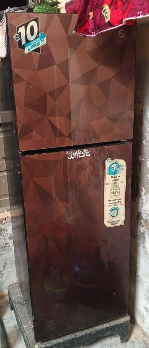 Pel Fridge 10/10condition 2