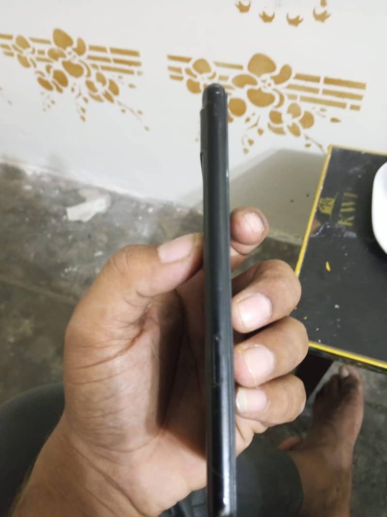 Google Pixel 6a 4