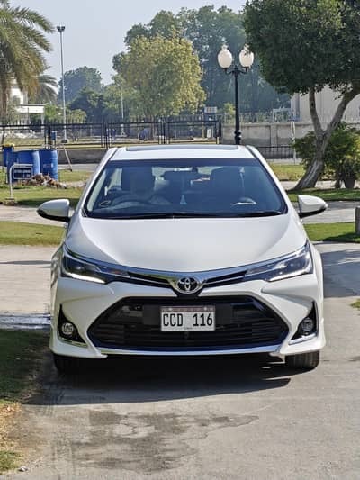 Toyota Altis Grande 2025