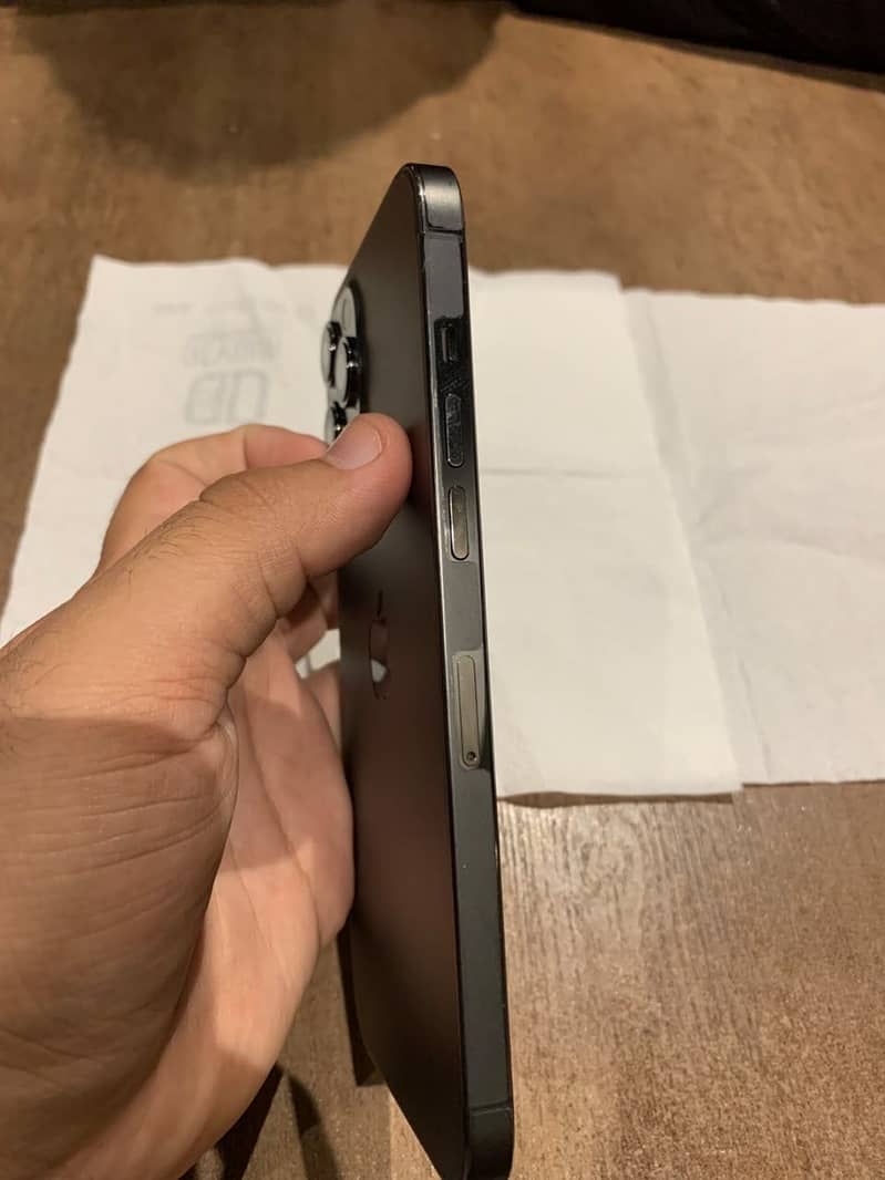 Apple iPhone 12 Pro Max 4