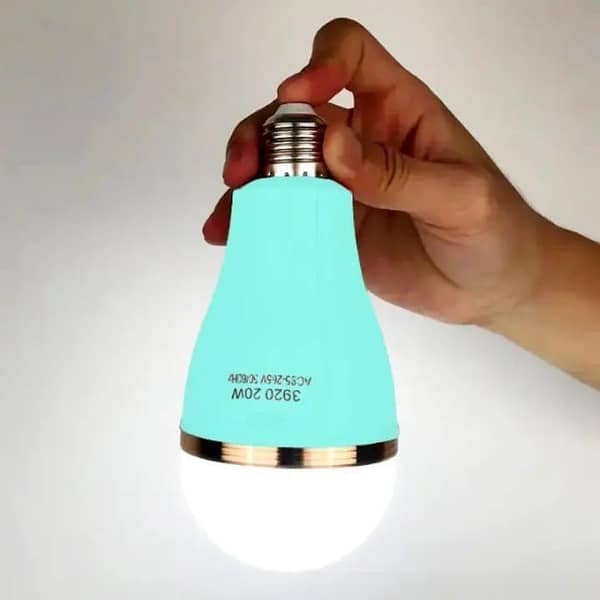T  Superior Quality 20 Watts LED Two Battery Rechargeable Emergency Bulb