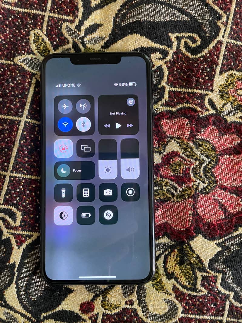 Apple iPhone 11 Pro Max 4