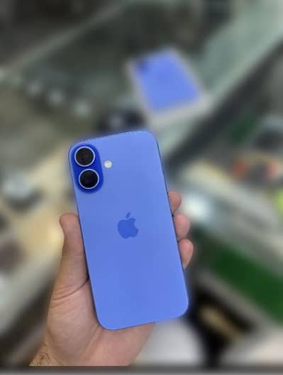 Apple iPhone 16