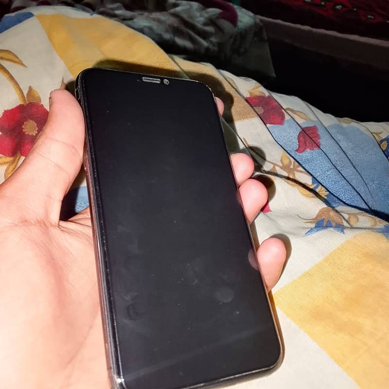 Apple iPhone X 0