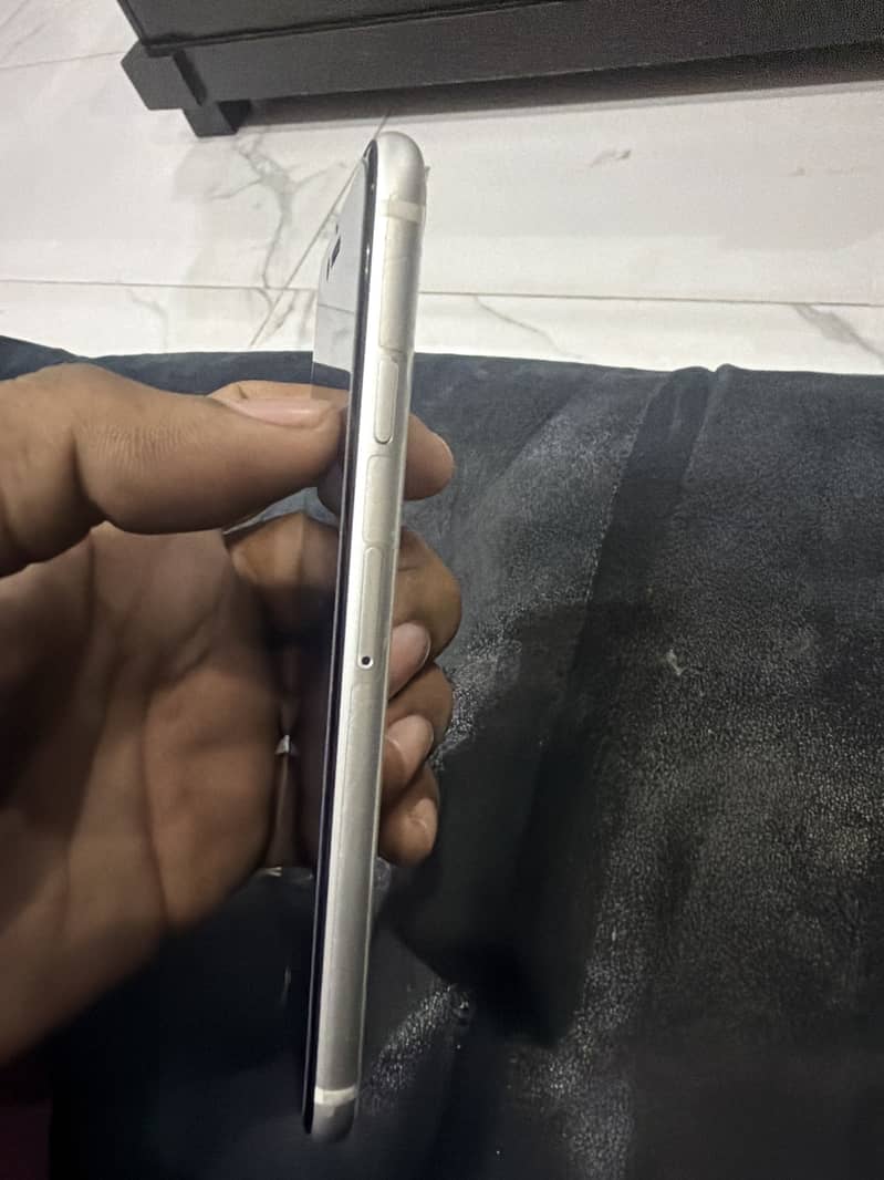 Apple iPhone SE 2