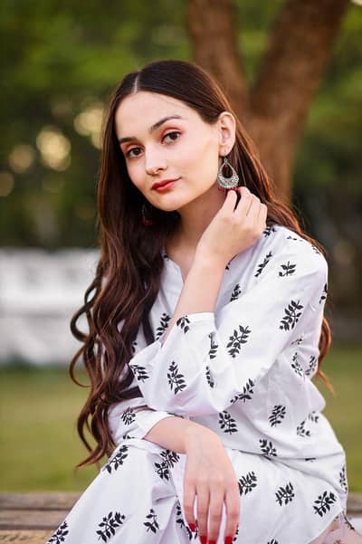2 pcs women's stitched linen block. printed shirt and trouser