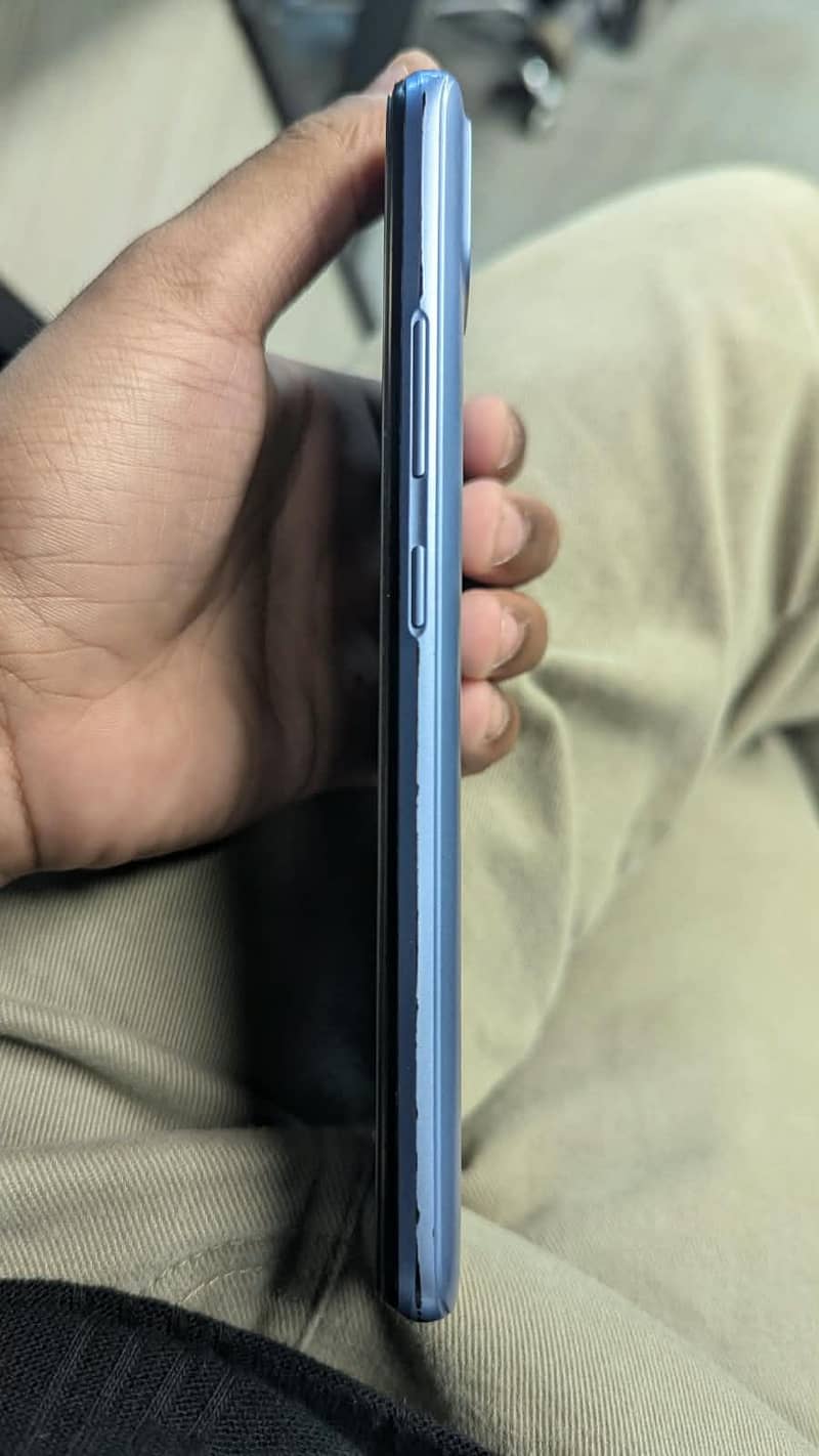 Realme C25s 1
