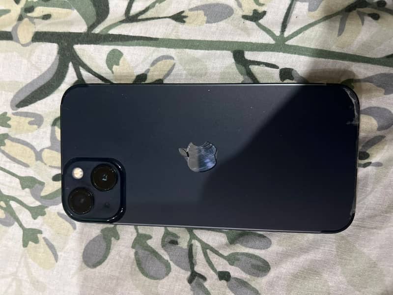 Apple iPhone 13 1