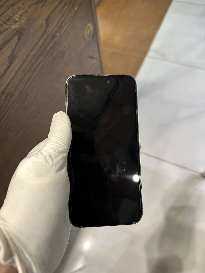 Apple iPhone 14 Pro Max 3