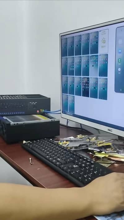 FalconTech 20-Port Phone Farm Box - Group Control Chassis⁠ | ram 4,64