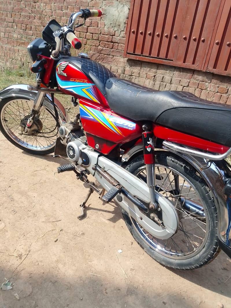 Honda  70 2