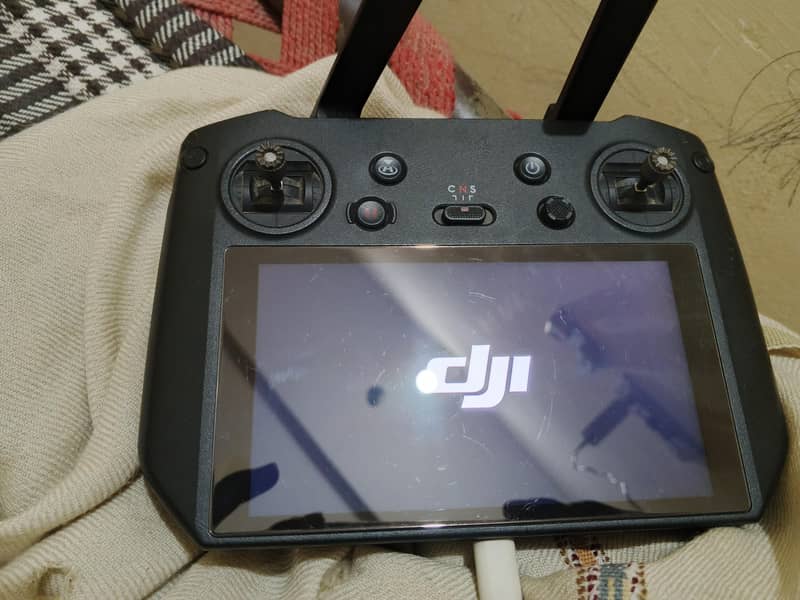 DJI remote 1
