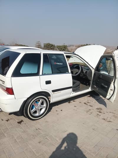 Suzuki Cultus 2010