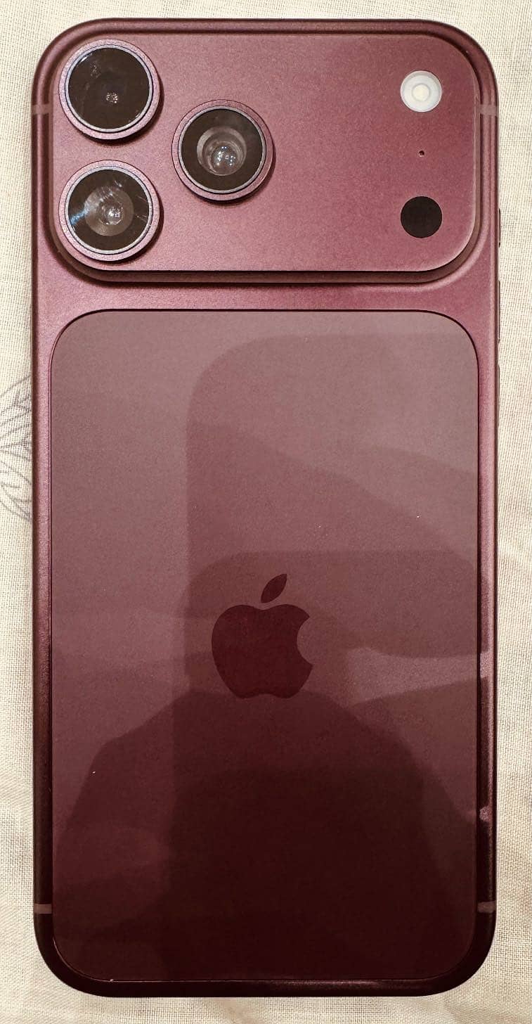 Apple iPhone 18 Pro Max 1