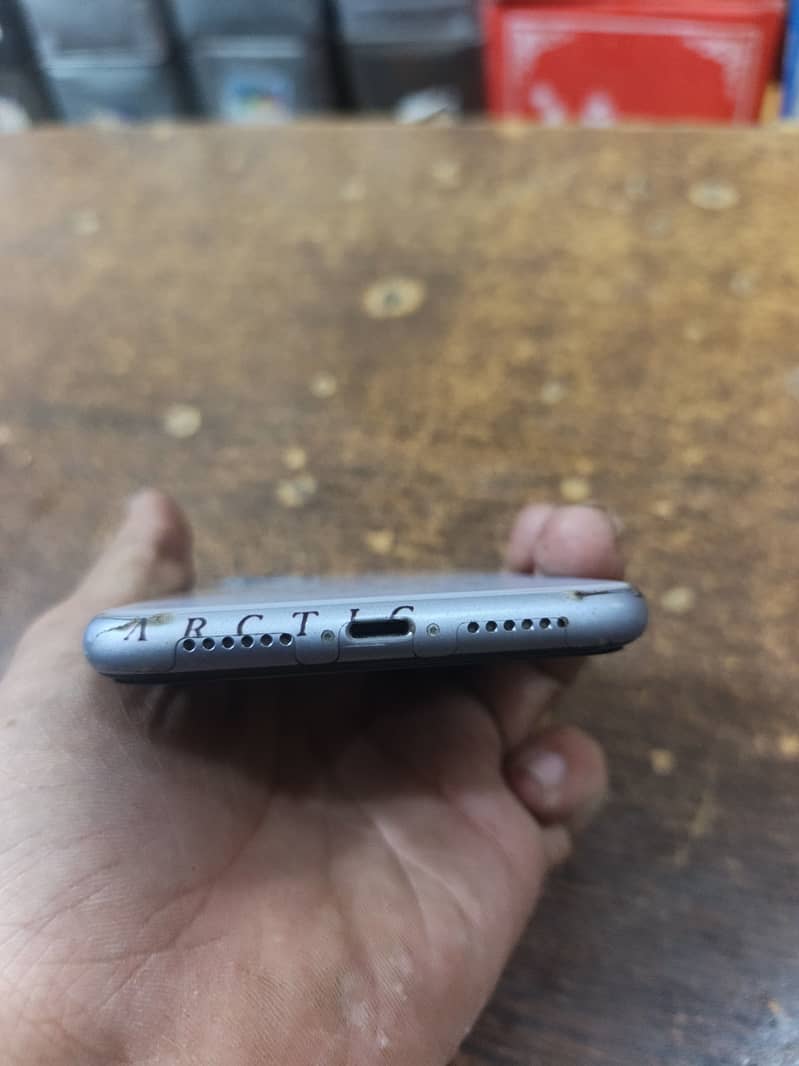 Apple iPhone 11 1