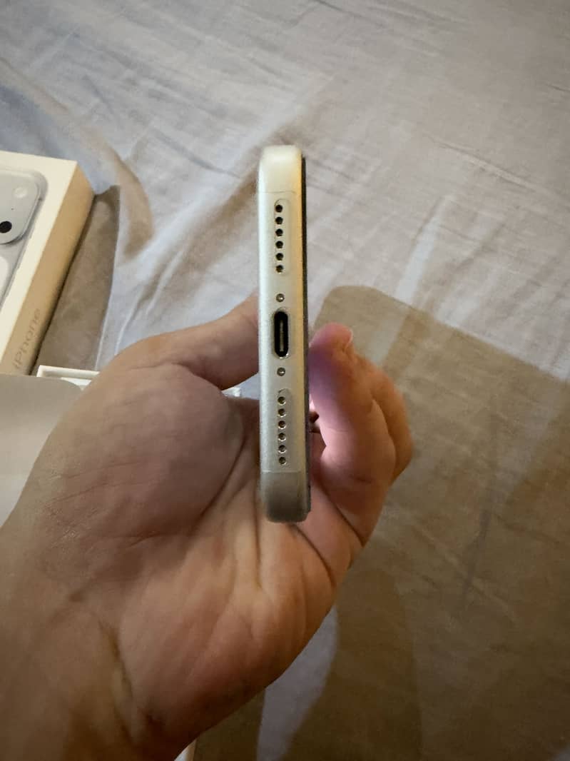 Apple iPhone 17 Pro Max 1
