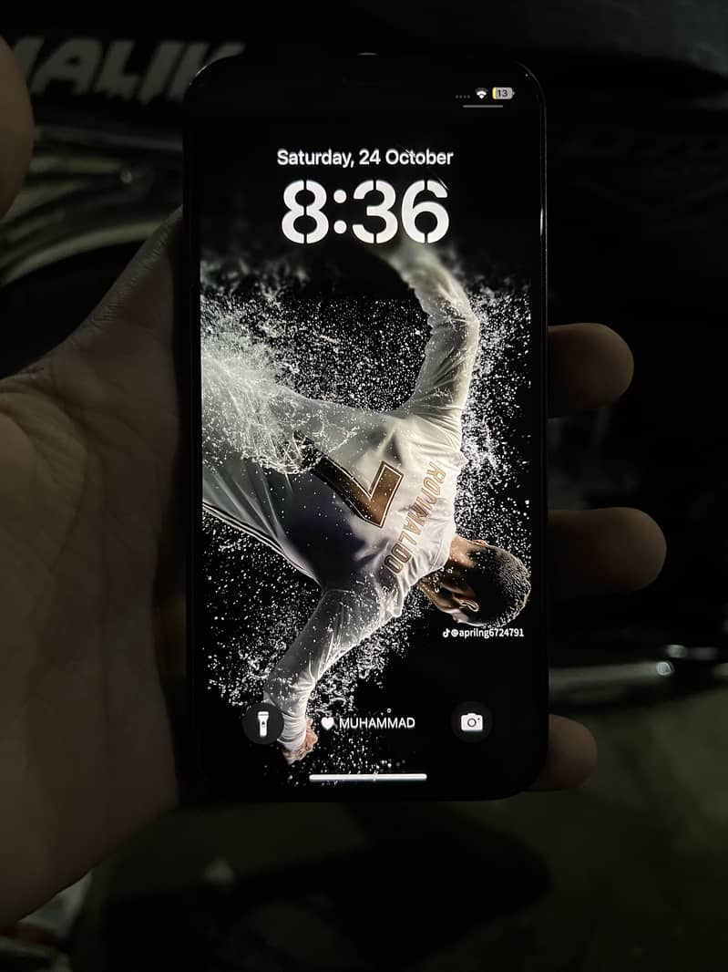 Apple iPhone 12 2