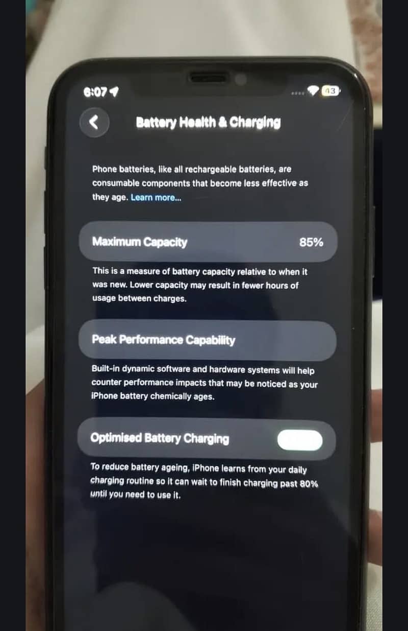 Apple iPhone 11 3