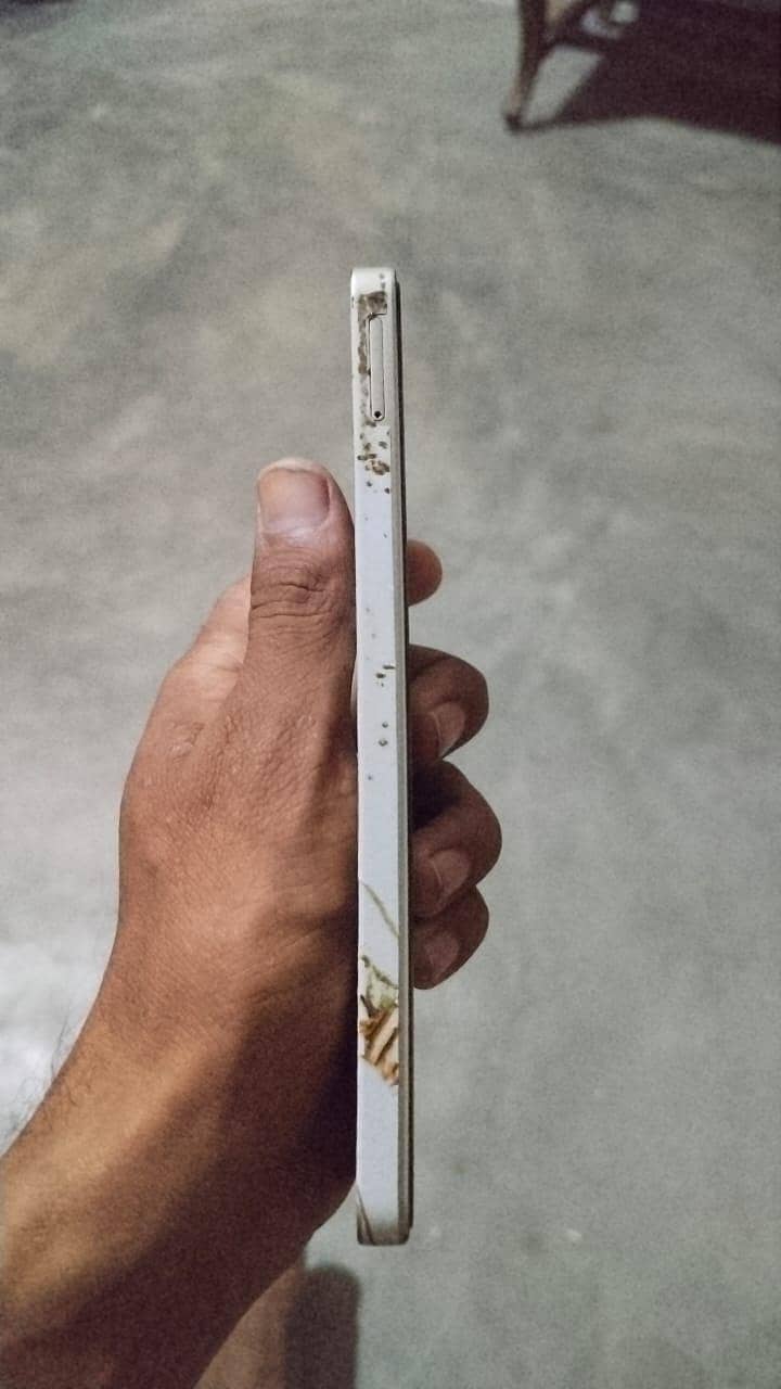 Samsung Mobile A06 1