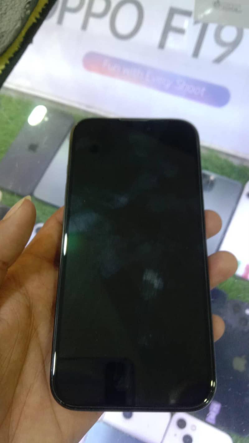 Apple iPhone 15 Pro 1