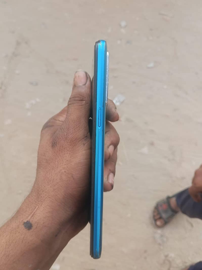 Realme 5i 0