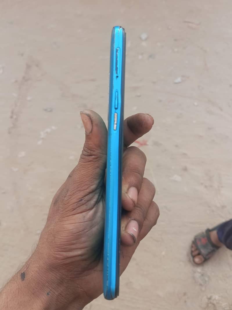 Realme 5i 1