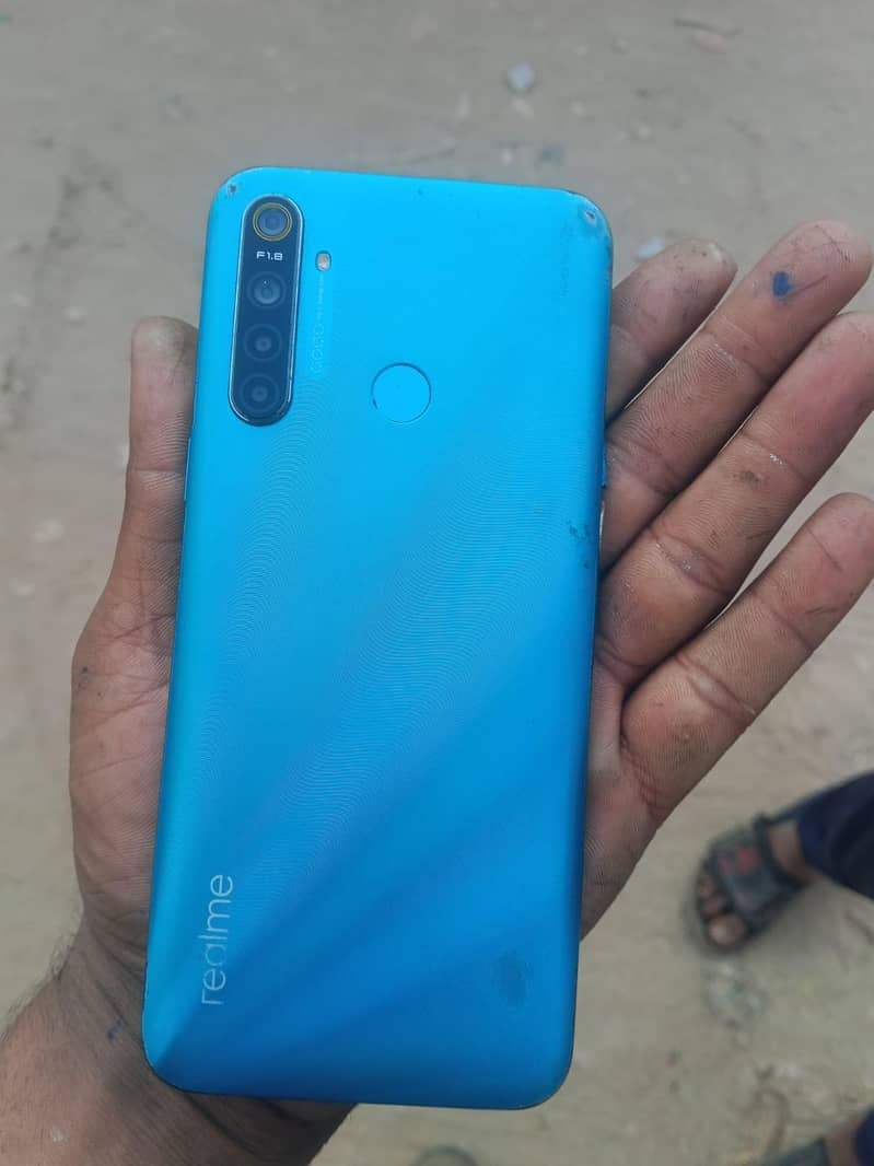 Realme 5i 4