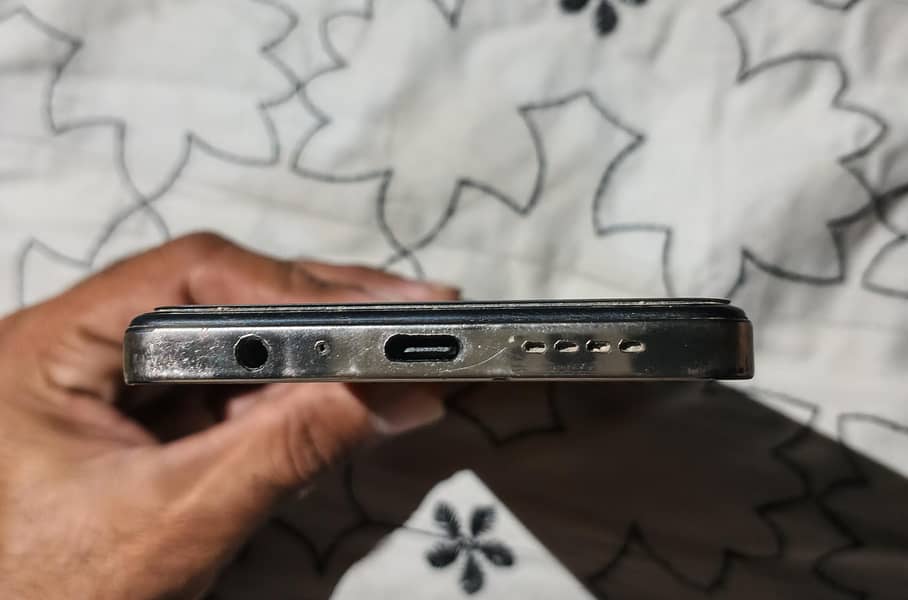 Infinix Note 30 4