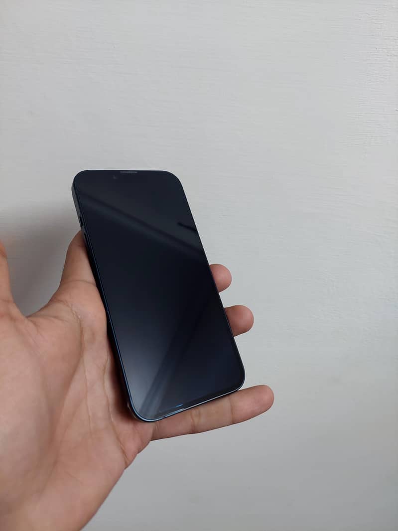 Apple iPhone 14 6