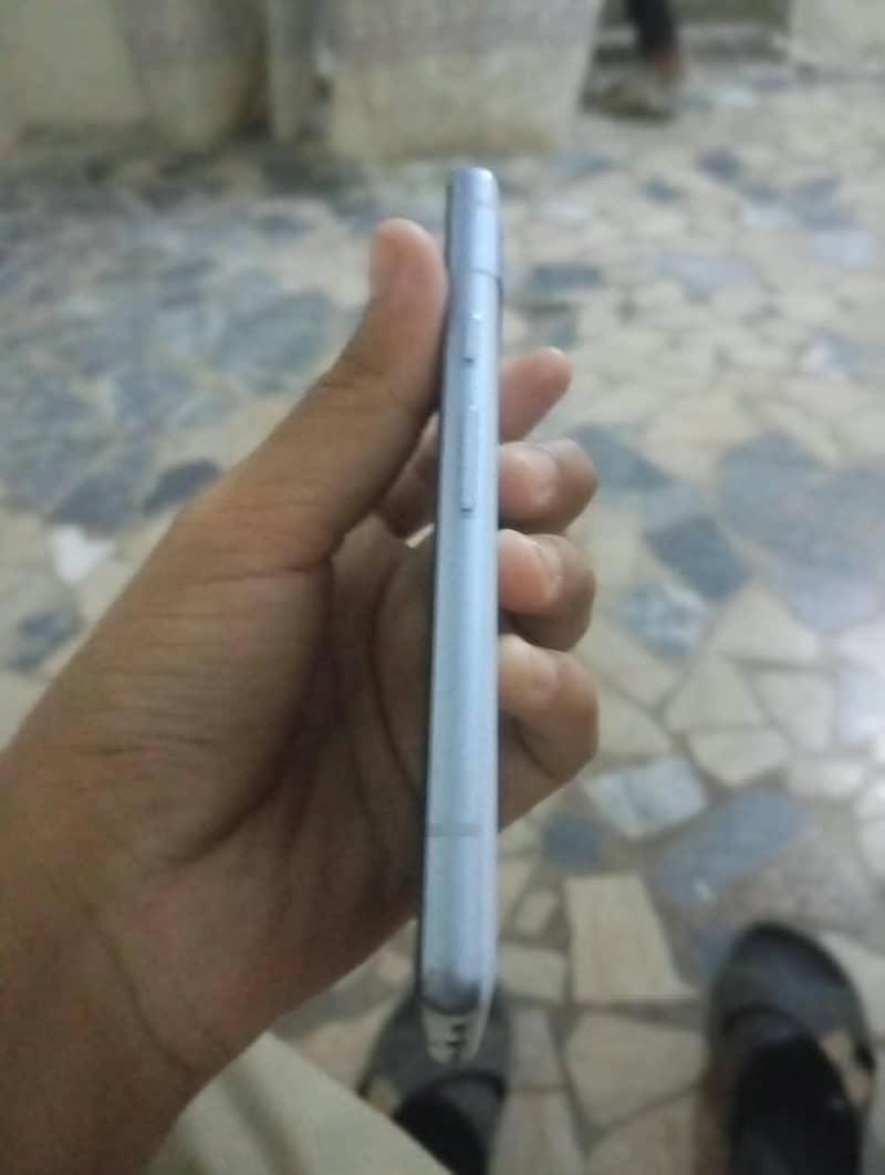 Google Pixel 7a 4