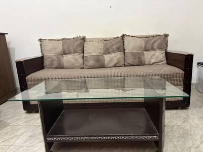 5 seater sofa (3+1+1) with glass top center table