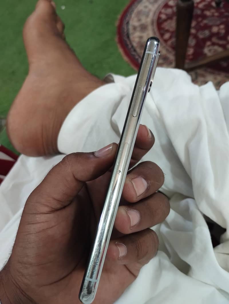 Apple iPhone X 7