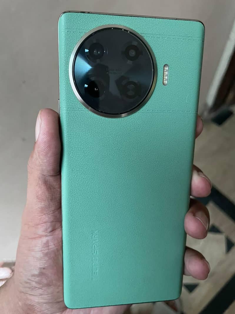 Tecno Spark 20 Pro Plus 7