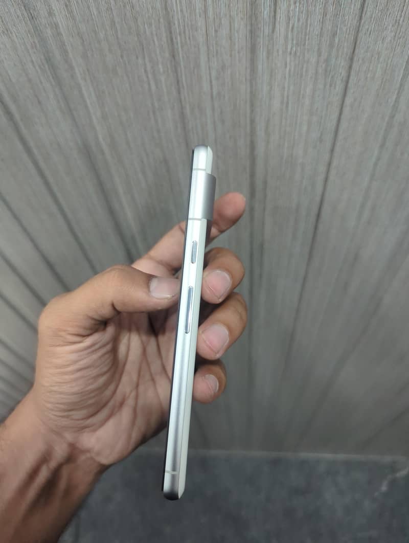 Google Pixel 7 2