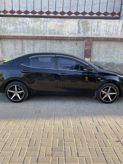 Toyota Corolla Altis 2015