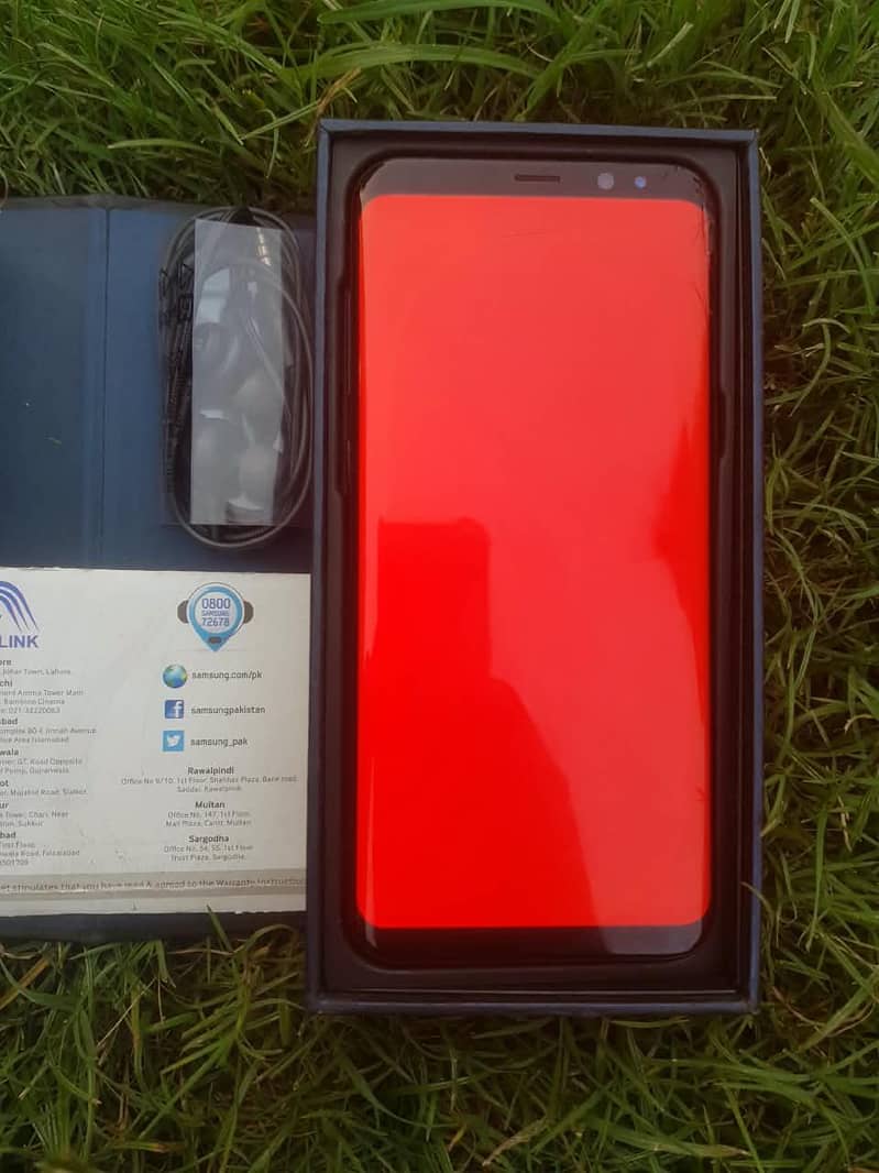 Samsung Mobile S8 Plus 13