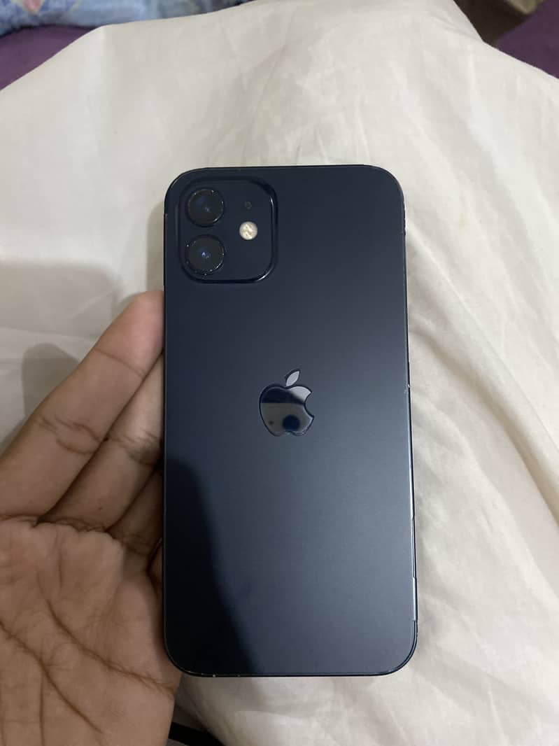 Apple iPhone 12 2