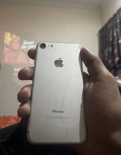 Apple iPhone 7