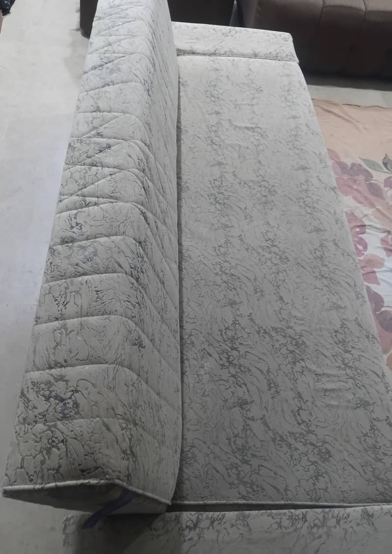 sofa cumbed 2