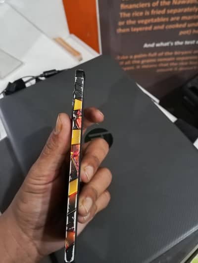 OPPO Reno 12 f