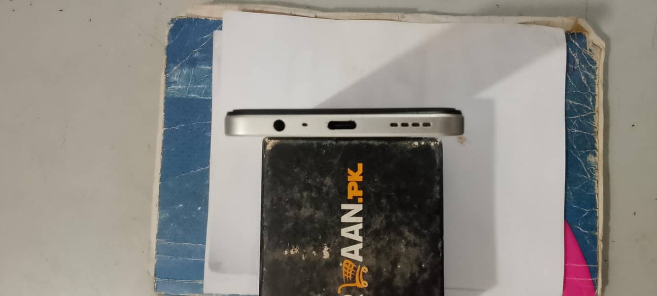 Realme C71 9