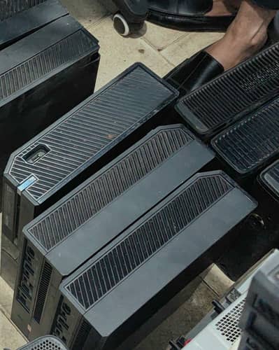 Have Xbox one 500 gb with Supply in bulk quantity