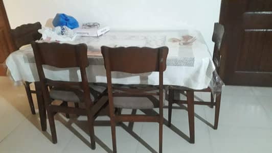 Dinning Table