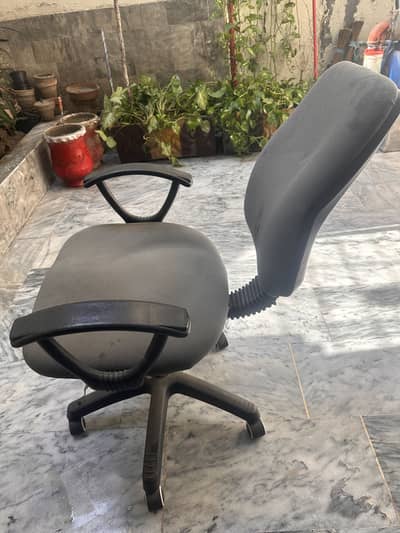 Used Office Revolving Chair – Computer / Study Chair