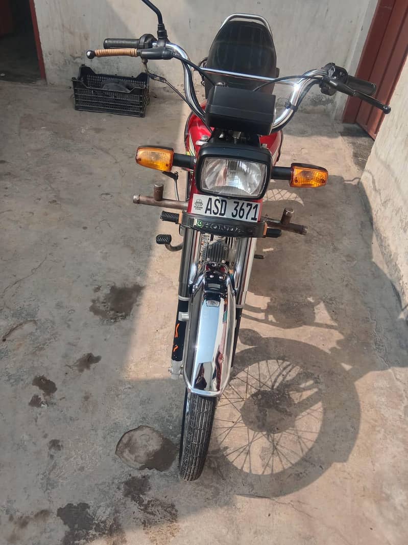 Honda CD 70 2